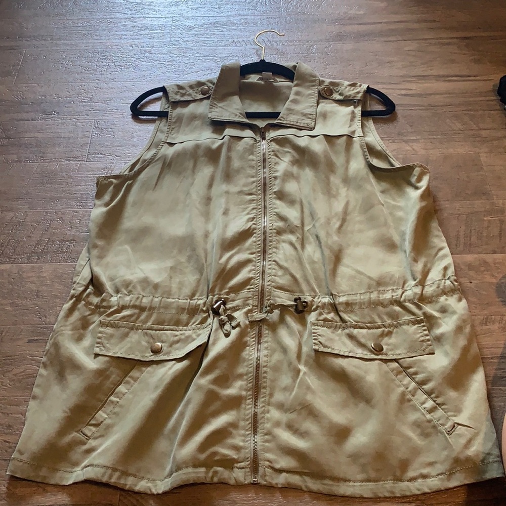 Cato vest